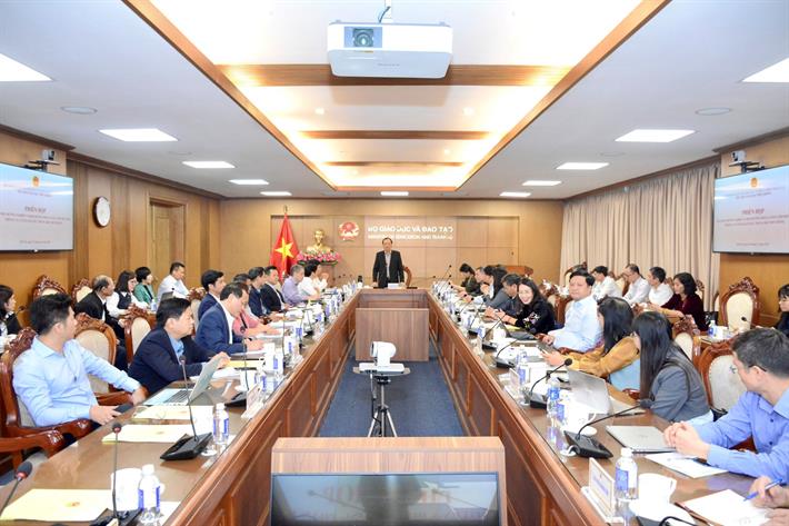 Thúc đẩy giáo dục hướng nghiệp và định hướng phân luồng cho học sinh trung học